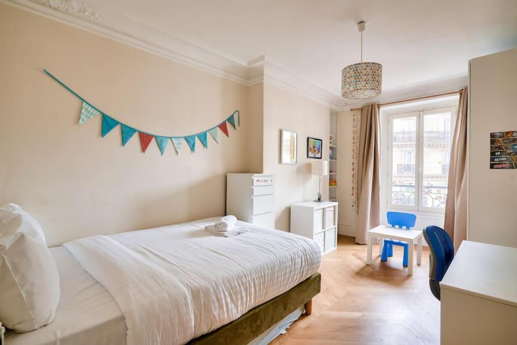 Superbe Appartement A 2 Min A Pied De La Station De Metro パリ エクステリア 写真