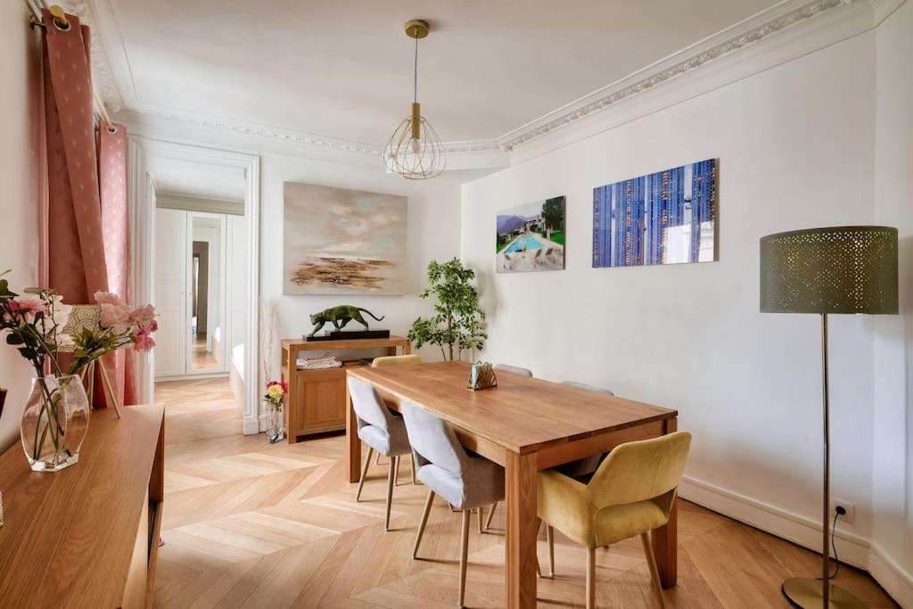 Superbe Appartement A 2 Min A Pied De La Station De Metro パリ エクステリア 写真