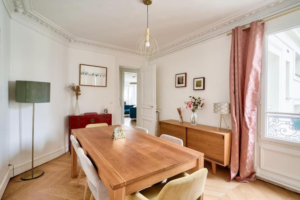 Superbe Appartement A 2 Min A Pied De La Station De Metro パリ エクステリア 写真