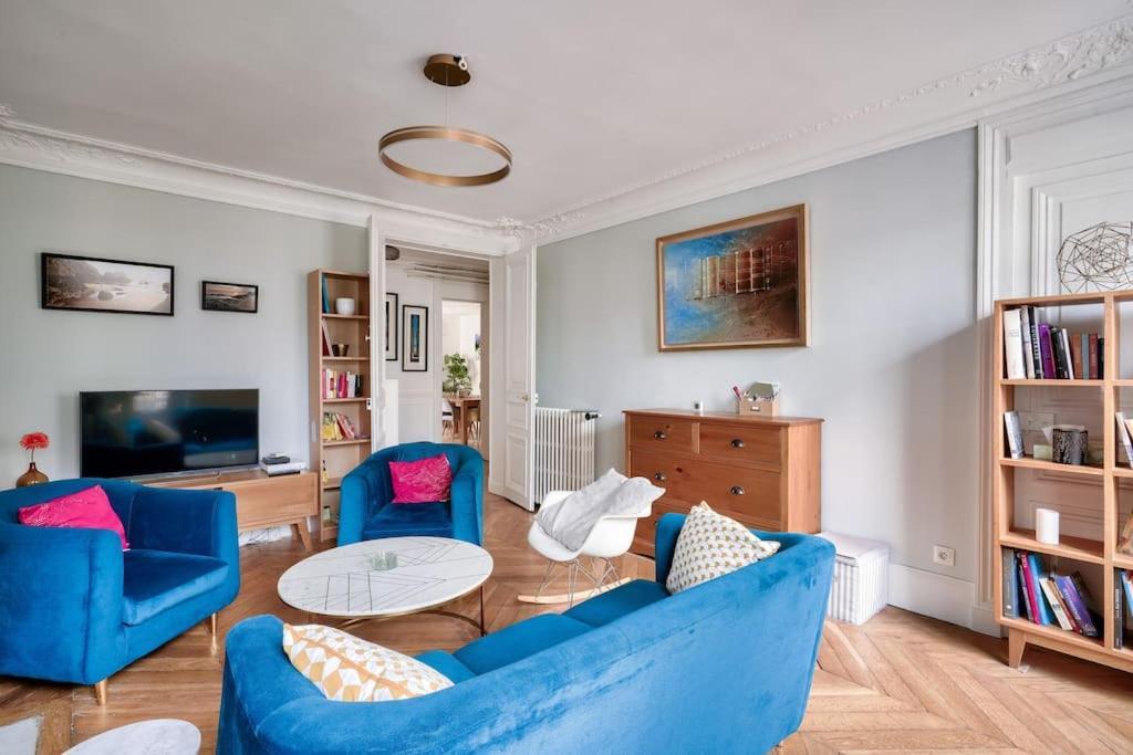 Superbe Appartement A 2 Min A Pied De La Station De Metro パリ エクステリア 写真